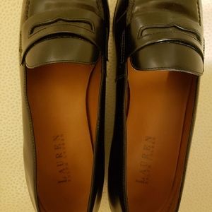 Ralph Lauren Navy Calf Lindsay Loafer shoe size 8.5 B